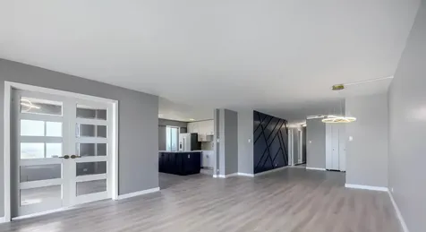 6833 North Kedzie Avenue Chicago IL 60645