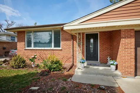 8544 West Roseview Drive Niles IL 60714