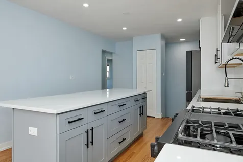 8544 West Roseview Drive Niles IL 60714