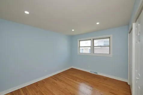 8544 West Roseview Drive Niles IL 60714
