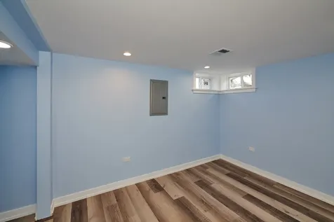 8544 West Roseview Drive Niles IL 60714