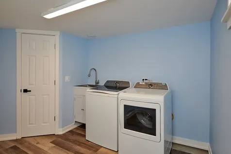 8544 West Roseview Drive Niles IL 60714