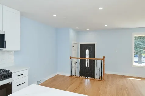 8544 West Roseview Drive Niles IL 60714