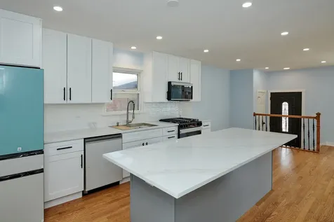 8544 West Roseview Drive Niles IL 60714