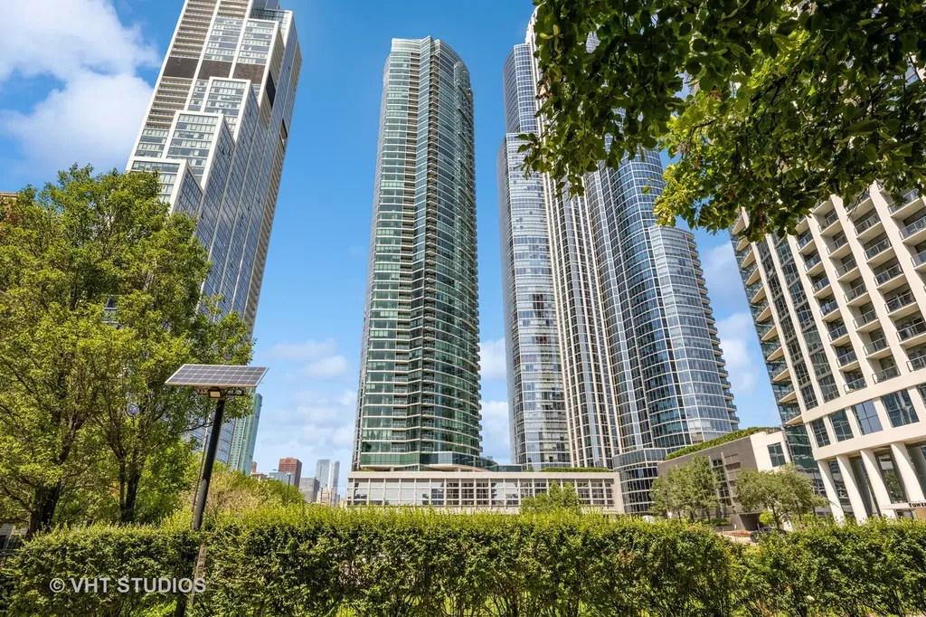 1201 South Prairie Avenue Chicago IL 60605