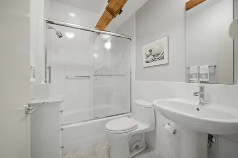 260 Whistler Road Highland Park IL 60035