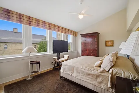 260 Whistler Road Highland Park IL 60035