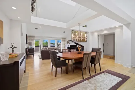 260 Whistler Road Highland Park IL 60035