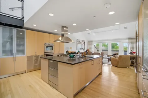 260 Whistler Road Highland Park IL 60035