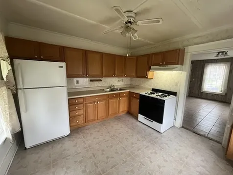 610 West Central Boulevard Kewanee IL 61443