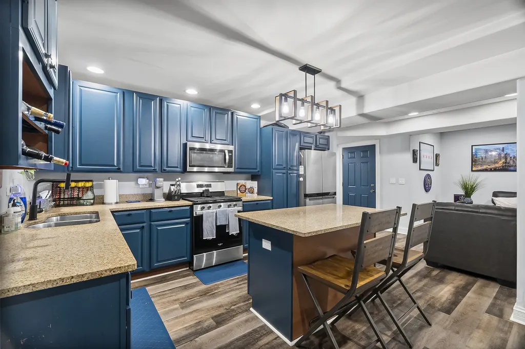 5001 South King Drive Chicago IL 60615