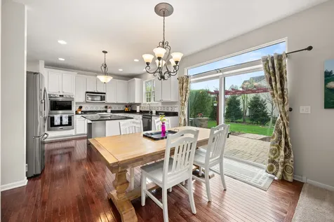 620 Northgate Drive Sycamore IL 60178
