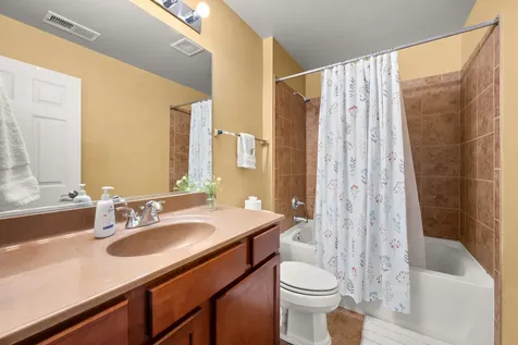 620 Northgate Drive Sycamore IL 60178