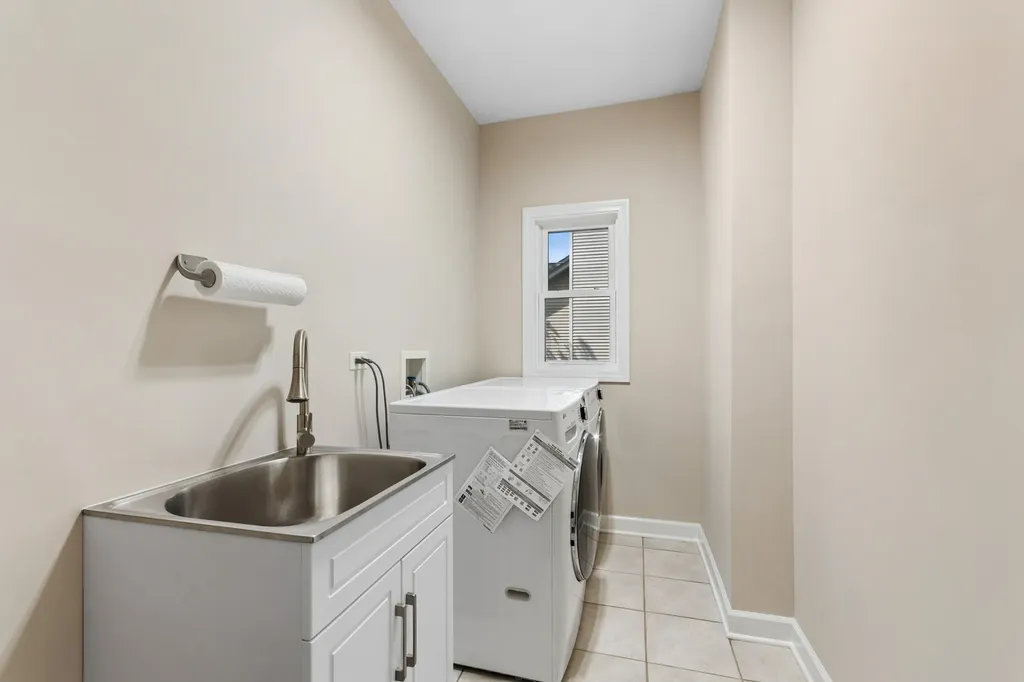 13152 South Vicarage Drive Plainfield IL 60585