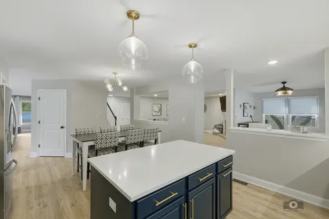 1000 Butterfield Circle E Shorewood IL 60404