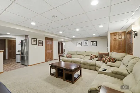 1000 Butterfield Circle E Shorewood IL 60404