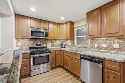 1000 Butterfield Circle E Shorewood IL 60404