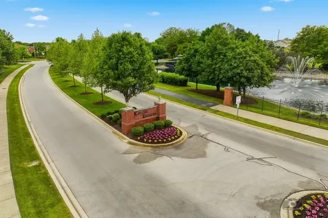 1000 Butterfield Circle E Shorewood IL 60404
