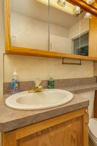 17112 10TH Avenue East Moline IL 61244