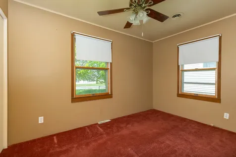 17112 10TH Avenue East Moline IL 61244