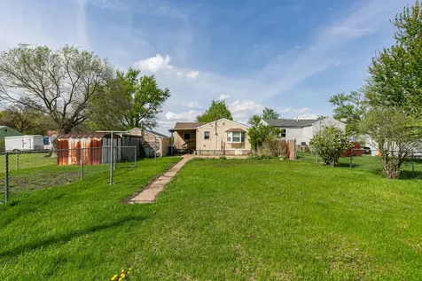 17112 10TH Avenue East Moline IL 61244