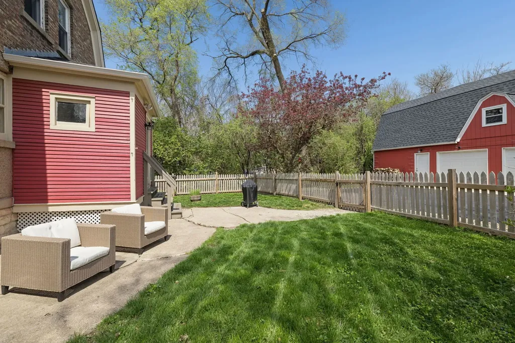 521 South Naperville Road Wheaton IL 60187