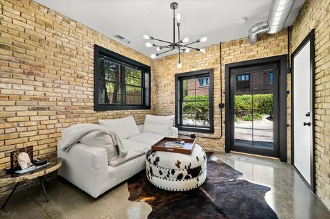 1619 Mcgovern Avenue Highland Park IL 60035