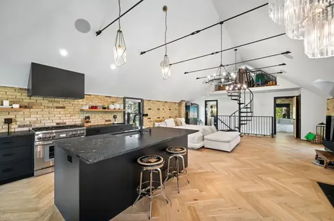 1619 Mcgovern Avenue Highland Park IL 60035