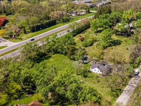 11s104 Jackson Street Burr Ridge IL 60527