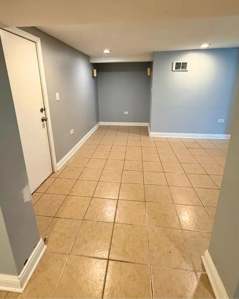 447 West 81st Street Chicago IL 60620