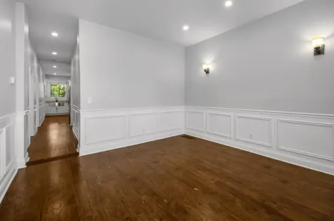 447 West 81st Street Chicago IL 60620