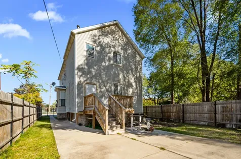 447 West 81st Street Chicago IL 60620