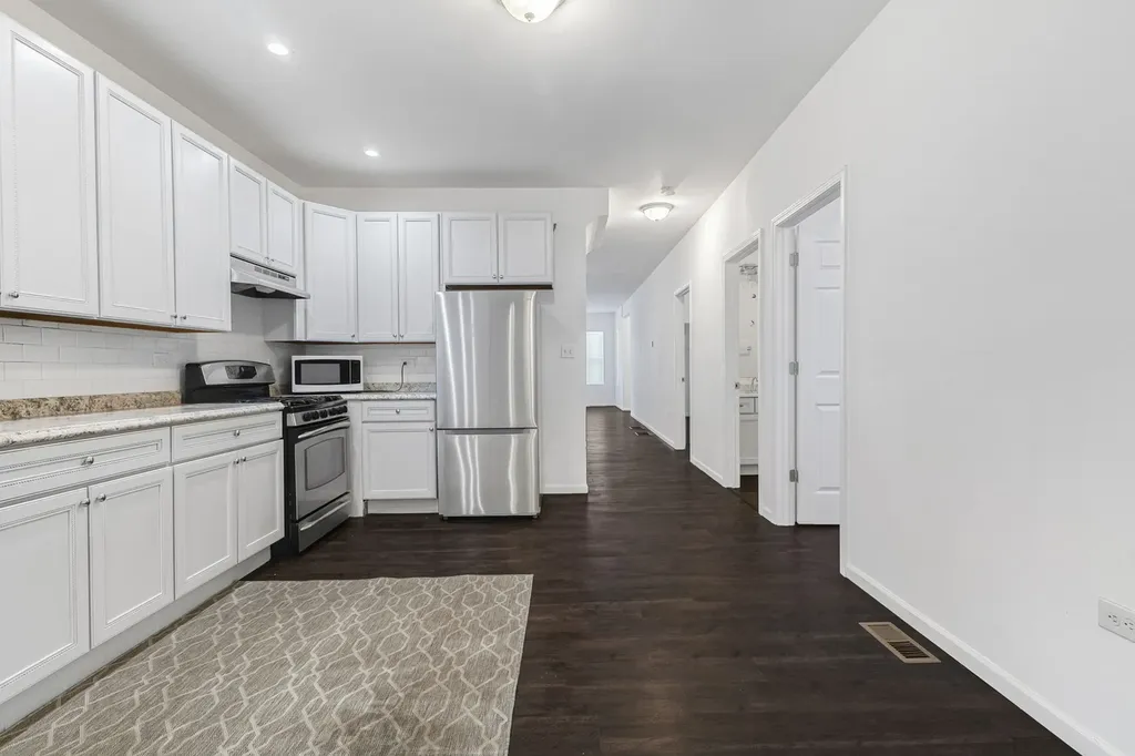 7613 South Hermitage Avenue Chicago IL 60620