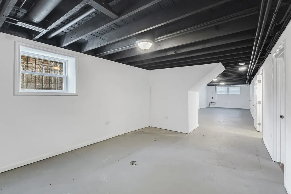7613 South Hermitage Avenue Chicago IL 60620