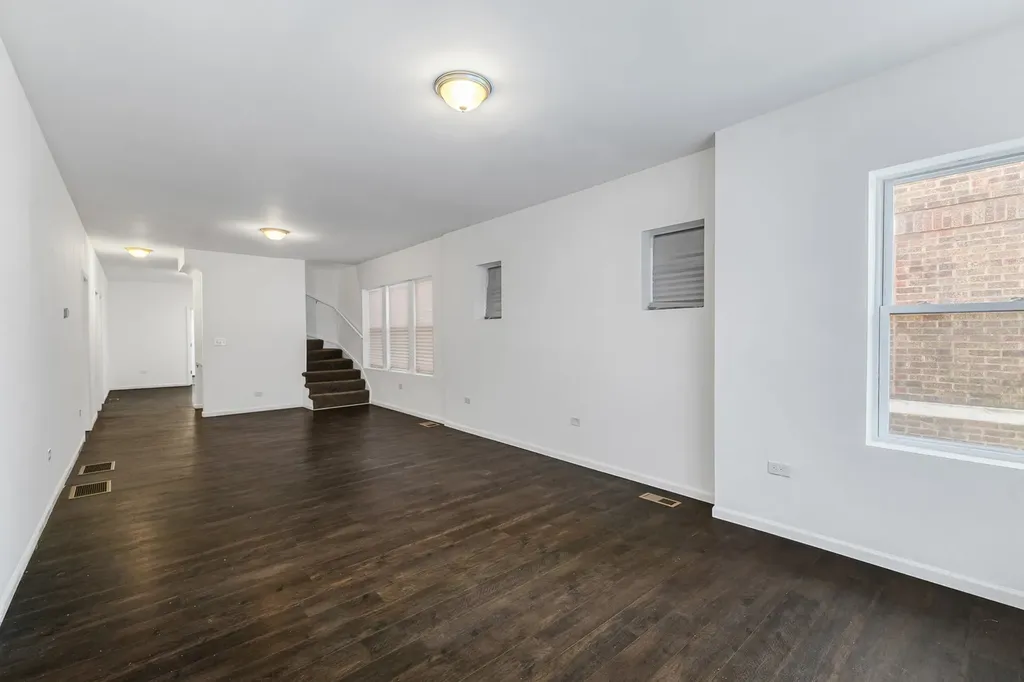 7613 South Hermitage Avenue Chicago IL 60620