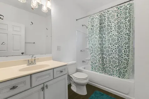 7613 South Hermitage Avenue Chicago IL 60620
