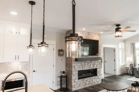 18 Kloe Lane Sycamore IL 60178