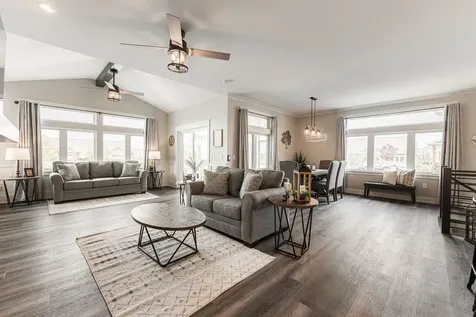18 Kloe Lane Sycamore IL 60178