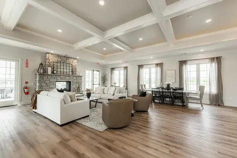18 Kloe Lane Sycamore IL 60178