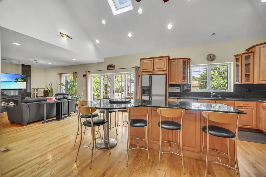1704 Marguerite Street Park Ridge IL 60068