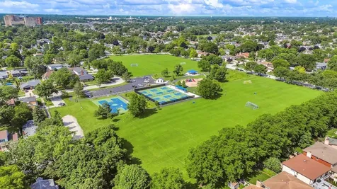 1704 Marguerite Street Park Ridge IL 60068