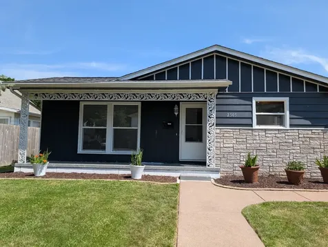 2505 23RD Avenue B Avenue Moline IL 61265