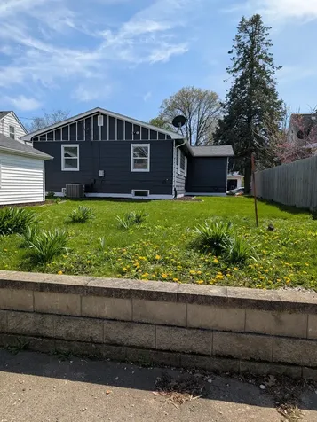 2505 23RD Avenue B Avenue Moline IL 61265