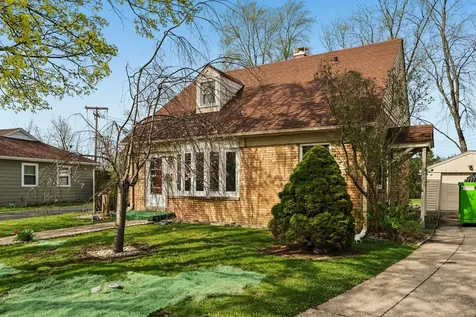9523 Sayre Avenue Morton Grove IL 60053