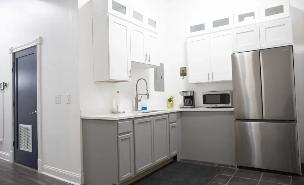 2358 North Damen Avenue Chicago IL 60647