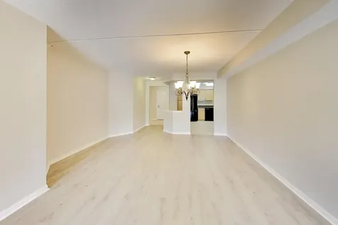 390 South Western Avenue Des Plaines IL 60016
