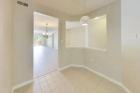 390 South Western Avenue Des Plaines IL 60016