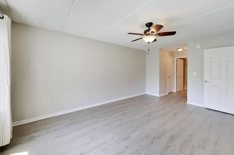 390 South Western Avenue Des Plaines IL 60016