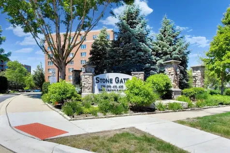390 South Western Avenue Des Plaines IL 60016
