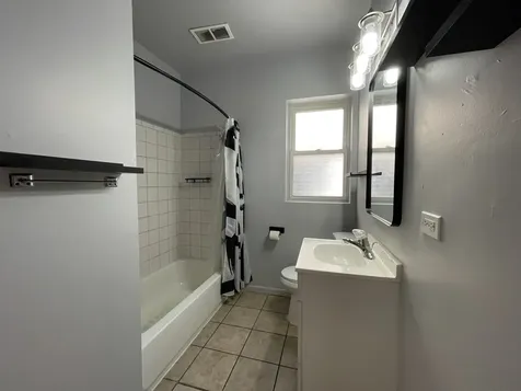 1160 North Harding Avenue Chicago IL 60651
